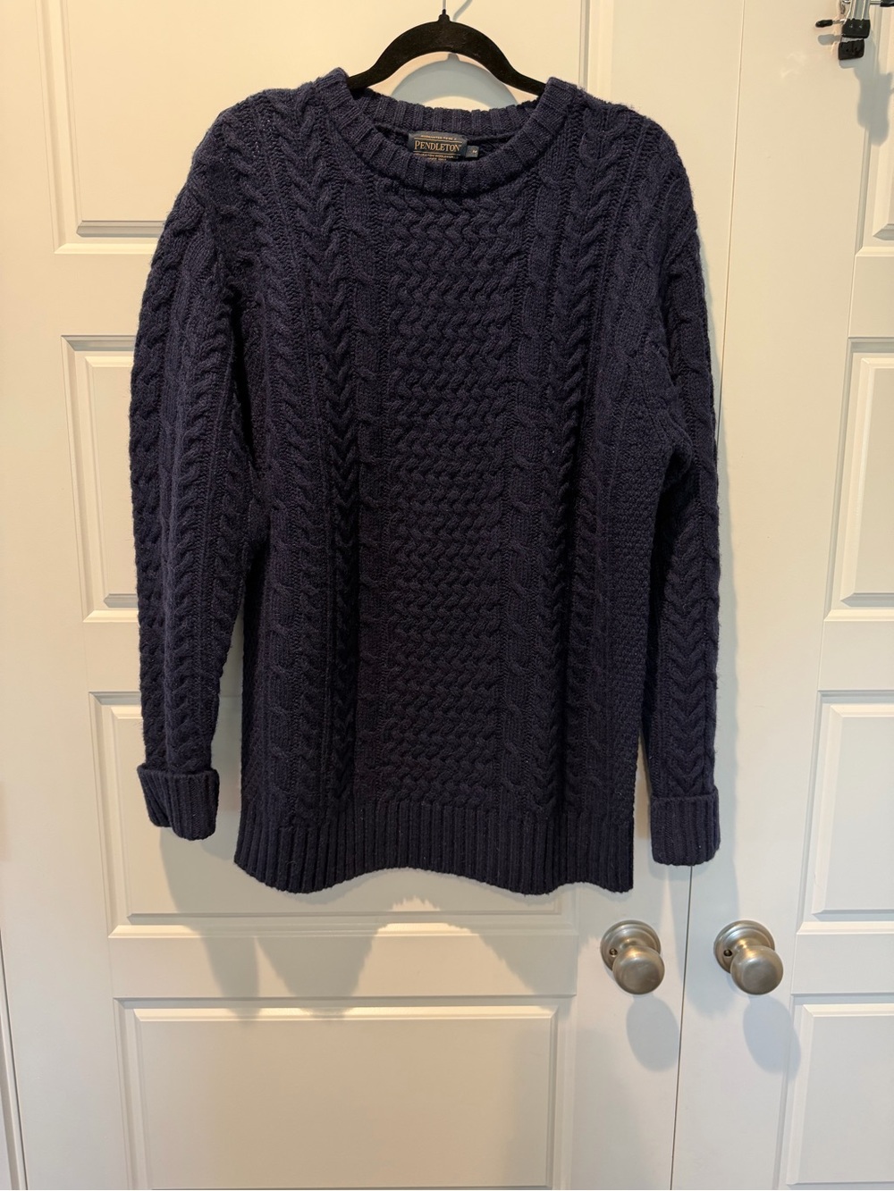 PENDLETON SHETLAND FISHERMANS CABLE KNIT SWEATER NAVY MENS MEDIUM